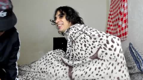 Carlos and Cristian  online show from January 22, 2025, 9:02 am