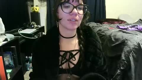 Snapshot of careerwife chatting on March 22, 2026, 5:00 am careerwife online show from March 22, 2026, 5:00 am