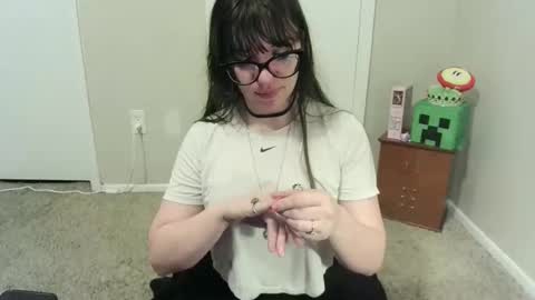 Snapshot of careerwife chatting on April 14, 2026, 3:45 am careerwife online show from April 14, 2026, 3:45 am