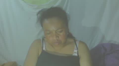 carinesexy69 online show from October 6, 2025, 12:35 pm