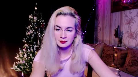 Carin online show from December 20, 2025, 8:05 pm