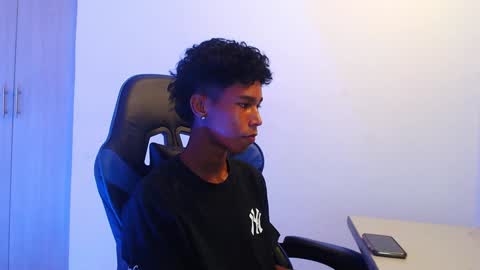 carl_sex_ online show from December 6, 2024, 8:18 pm