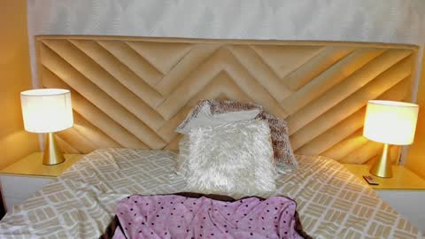 Carla Santini online show from January 18, 2025, 12:02 am