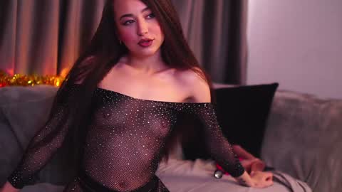 CarlaGavin online show from January 4, 2025, 9:10 am