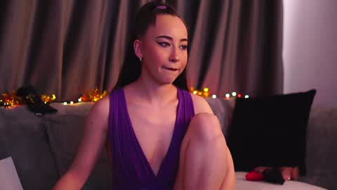 CarlaGavin online show from February 6, 2025, 10:37 am