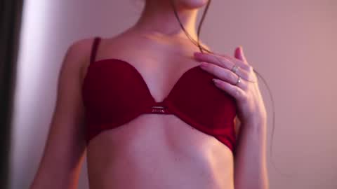 CarlaGavin online show from February 11, 2025, 1:30 pm