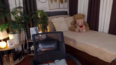 Snapshot of carlamoore23 chatting on May 12, 2026, 6:43 am CARLA online show from May 12, 2026, 6:43 am