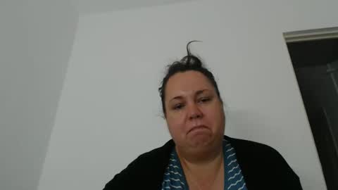 Carlaruth online show from April 26, 2026, 2:31 am