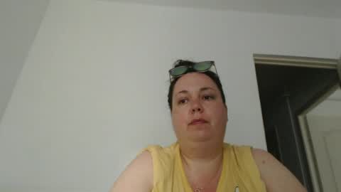 Snapshot of carlaruth chatting on July 2, 2026, 3:17 am Carlaruth online show from July 2, 2026, 3:17 am