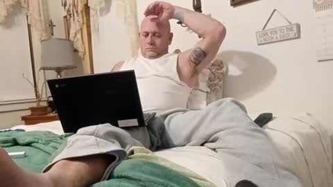 Snapshot of carldhammers chatting on December 2, 2025, 11:34 pm carldhammers online show from December 2, 2025, 11:34 pm