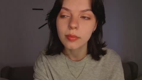 Snapshot of carleegoga chatting on September 9, 2025, 4:23 am Emilia online show from September 9, 2025, 4:23 am