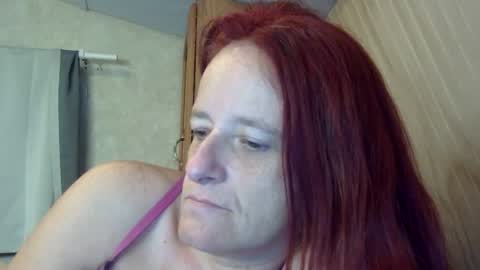carleeswoman08 online show from December 6, 2024, 1:22 pm