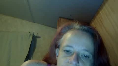 carleeswoman08 online show from February 6, 2025, 1:21 pm