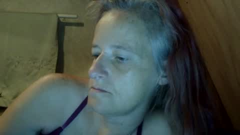 carleeswoman08 online show from October 7, 2025, 11:18 am
