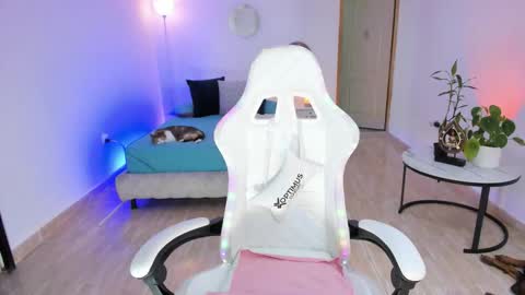 Alejandra online show from March 26, 2026, 2:06 am