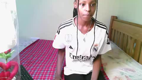 carlex_ online show from February 16, 2025, 5:15 pm