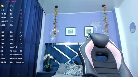 Snapshot of carlie_evans chatting on December 28, 2024, 1:17 pm carlie Evans online show from December 28, 2024, 1:17 pm