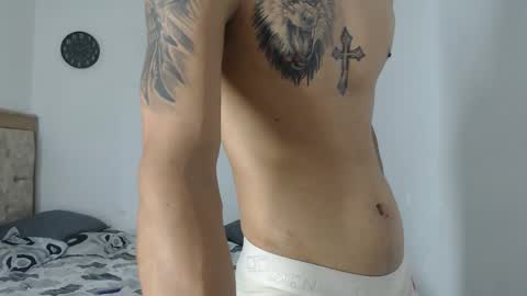 Snapshot of carlossmi01 chatting on October 8, 2025, 7:33 pm carlossmi01 online show from October 8, 2025, 7:33 pm