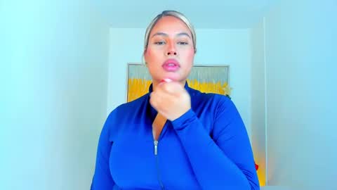 Andrea online show from December 17, 2024, 12:11 pm