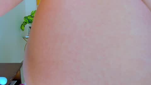 Andrea online show from January 3, 2025, 3:44 pm