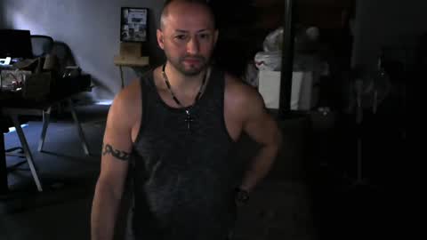 Carl online show from December 17, 2024, 2:33 pm