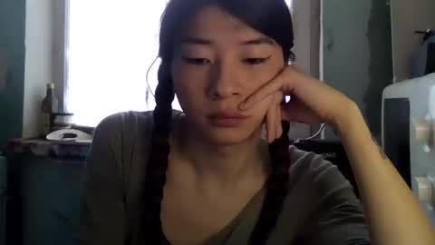 CarlyJoy online show from February 26, 2025, 11:20 am