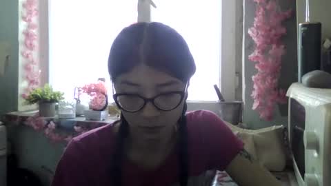 CarlyJoy online show from October 16, 2025, 8:26 am