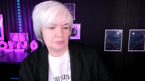 Snapshot of carmensoft chatting on May 18, 2026, 8:25 pm Carmen online show from May 18, 2026, 8:25 pm