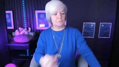 Snapshot of carmensoft chatting on June 9, 2026, 8:53 pm Carmen online show from June 9, 2026, 8:53 pm