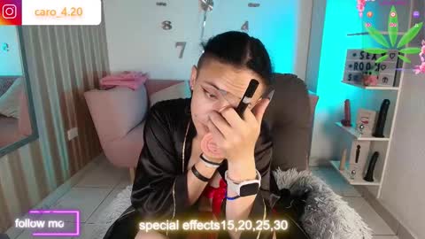 Caro Fisher online show from September 30, 2025, 1:49 pm