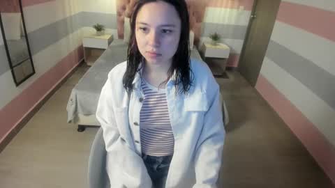 Snapshot of carol_pinter chatting on February 14, 2025, 12:14 pm Carol online show from February 14, 2025, 12:14 pm