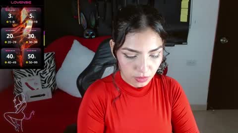 Caroline online show from May 26, 2026, 1:51 pm