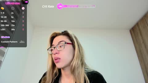 Snapshot of carolblonde chatting on January 28, 2025, 11:06 am Char online show from January 28, 2025, 11:06 am