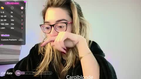 Snapshot of carolblonde chatting on March 3, 2025, 5:42 am Char online show from March 3, 2025, 5:42 am