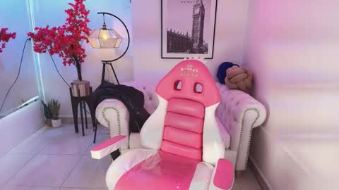 Snapshot of carolina_cherry chatting on January 19, 2026, 11:47 am CAROLINA. online show from January 19, 2026, 11:47 am