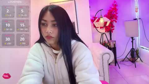 Snapshot of carolina_cherry chatting on February 1, 2026, 11:42 am CAROLINA. online show from February 1, 2026, 11:42 am