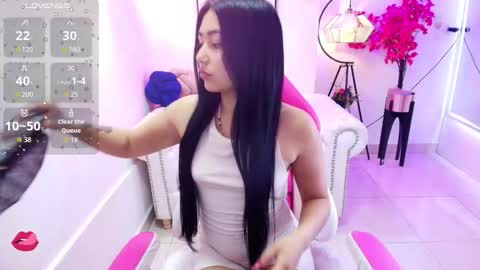Snapshot of carolina_cherry chatting on February 13, 2026, 12:23 pm CAROLINA. online show from February 13, 2026, 12:23 pm
