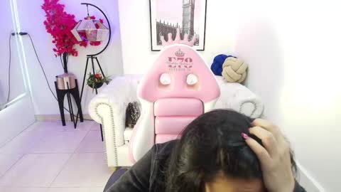 Snapshot of carolina_cherry chatting on February 22, 2026, 11:09 am CAROLINA. online show from February 22, 2026, 11:09 am