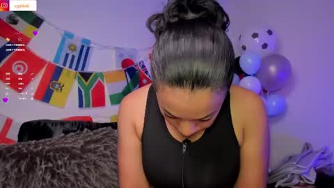 Snapshot of carolina_gaita chatting on June 24, 2026, 1:10 pm carolina_gaita online show from June 24, 2026, 1:10 pm