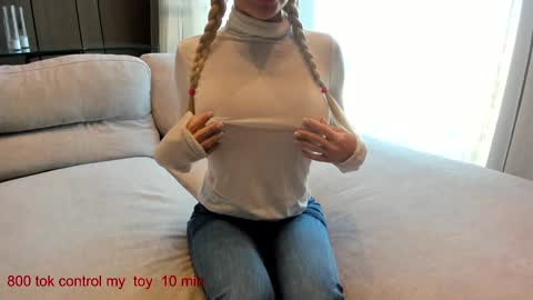 Lina.I will online 1 December   online show from February 28, 2025, 9:15 am