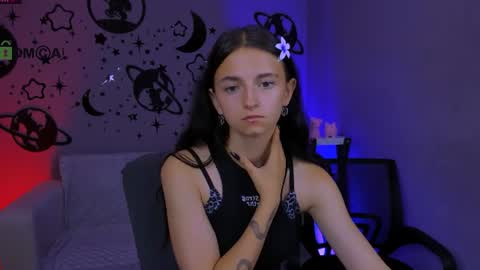 Caroline online show from July 6, 2026, 10:01 am
