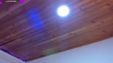 Snapshot of caroline_rodriguez_9 chatting on February 26, 2026, 7:24 pm caroline_rodriguez_9 online show from February 26, 2026, 7:24 pm