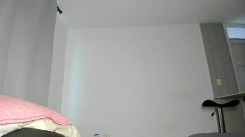 Snapshot of caroline_tovar_ chatting on June 21, 2026, 9:28 pm Caroline Tovar Lovense is active my orgasms in your hands Give me more pleasure and make me cum online show from June 21, 2026, 9:28 pm