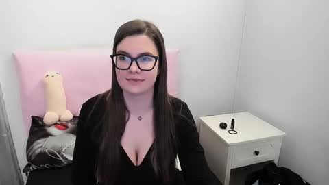 Snapshot of carolineamore chatting on March 11, 2026, 5:19 pm CarolineAmore online show from March 11, 2026, 5:19 pm