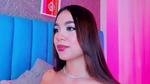 CarolineeGarcia online show from February 27, 2025, 1:49 pm