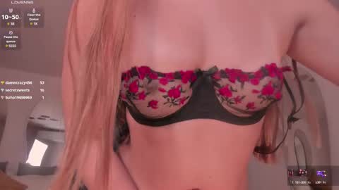 Caro online show from March 2, 2025, 2:10 pm