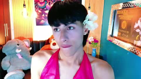 carolinejesh online show from May 9, 2026, 3:34 am