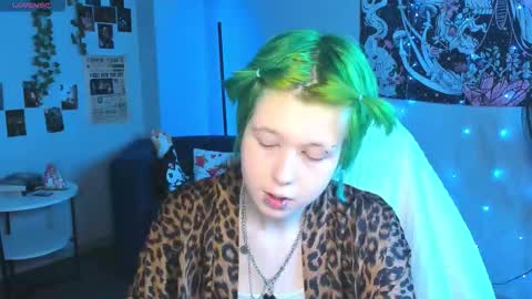 CarolineRichter online show from March 3, 2026, 2:18 am