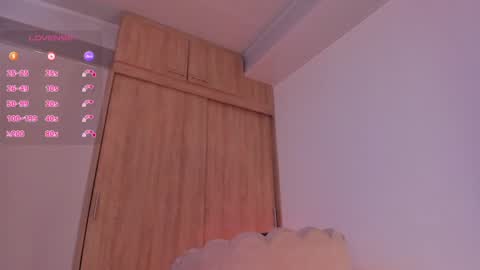 Snapshot of carolinna_ chatting on June 27, 2026, 12:48 am carolinna_ online show from June 27, 2026, 12:48 am