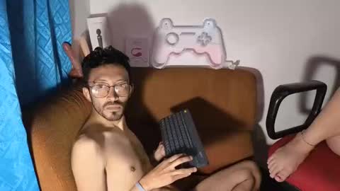 kitty online show from December 16, 2024, 9:57 am